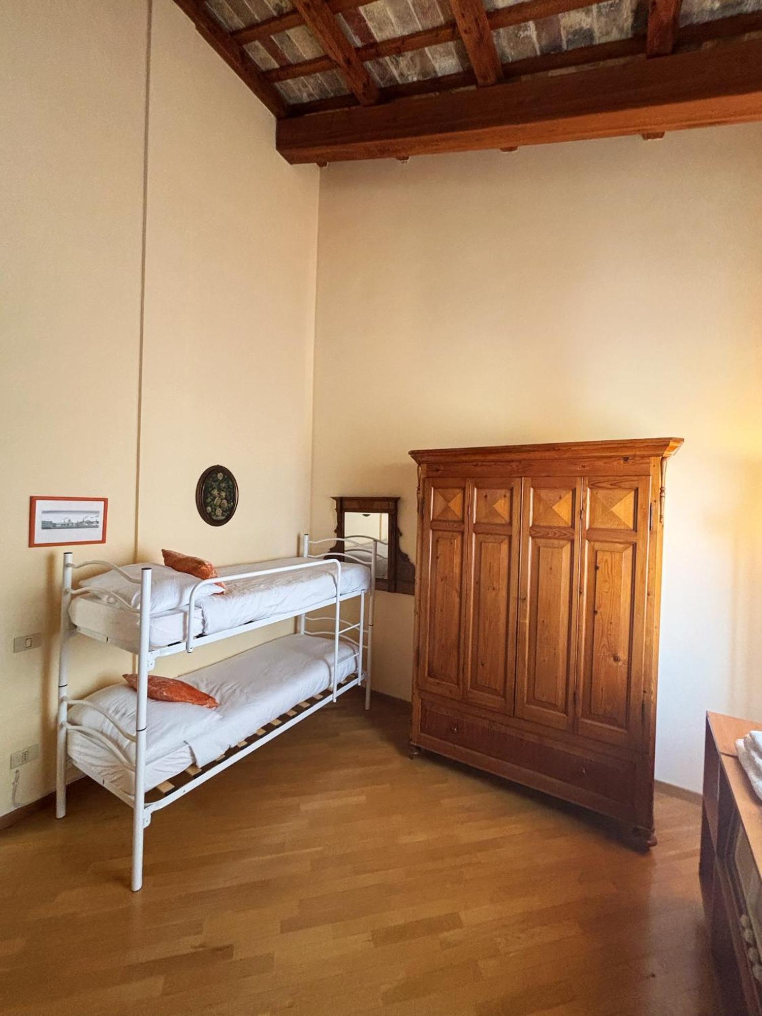 Domus Mirabilis Homestay Ancona Exterior foto